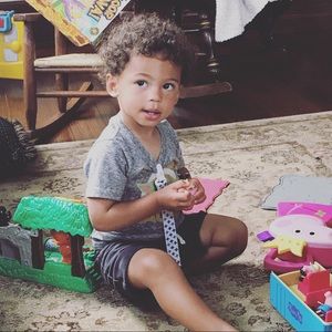 Meet your Posher, Carrie